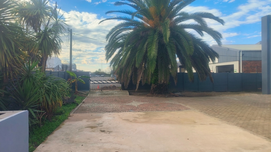 To Let Commercial Property for Rent in George Central Western Cape